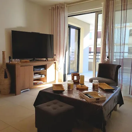 Seduisant 68m2 - 200 M De La - Centre * Saint-Raphaël