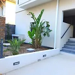 2 - 50 M De La - Parking * Фрежус