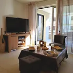 2 - 50 M De La - Parking * Fréjus