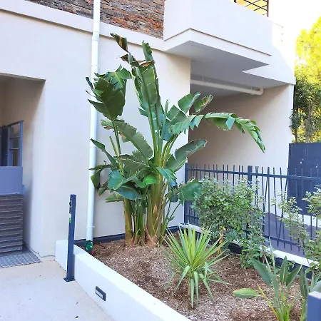 Apartment 2 - 50 M De La - Parking