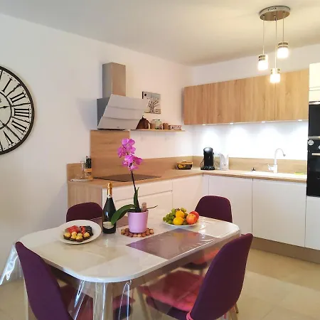 Seduisant 68m2 - 200 M De La - Centre Apartamento