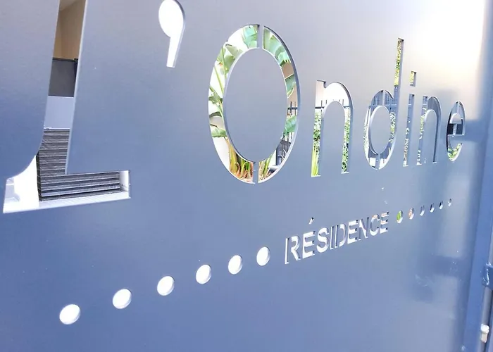 Séduisant 68m2 - 200 M De La - Centre Appartement Fréjus